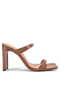 МЮЛИ CASSIE Alias Mae $165 