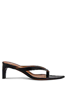 БОСОНОЖКИ SCIALARA BLACK NAPPA ATP Atelier $266 