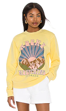 СВИТШОТ ROCKY MOUNTAINS Girl Dangerous $59 