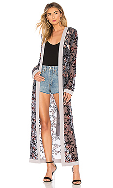 ХАЛАТ CASSIE Lovers + Friends $188 