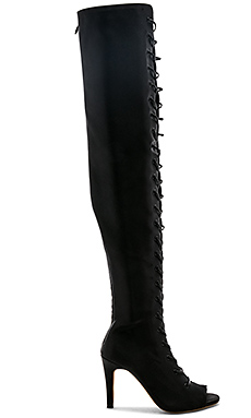 БОТФОРТЫ СО ШНУРОВКОЙ TYSON RAYE $78 